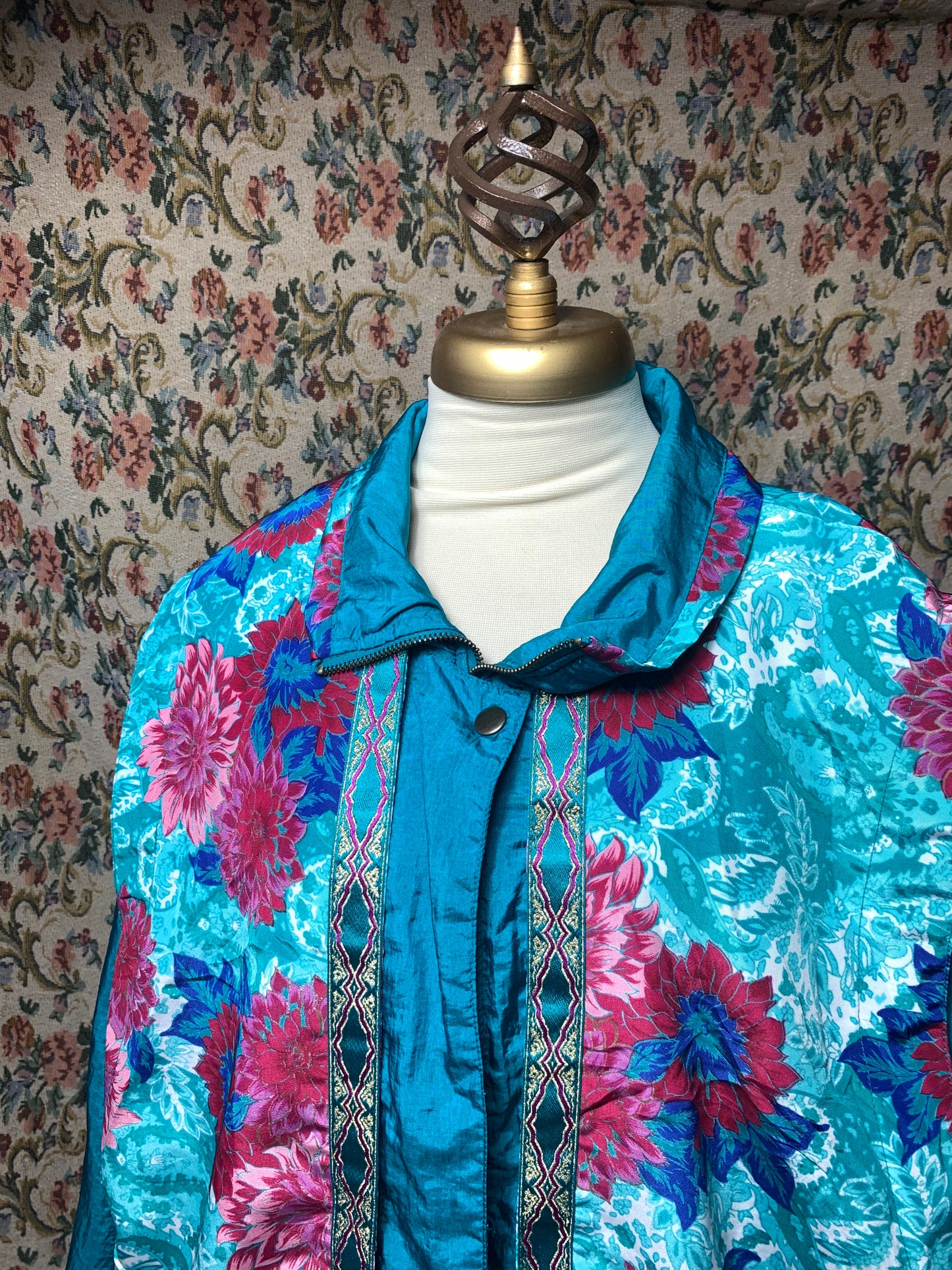 Chamarra Bomber 90s flowery